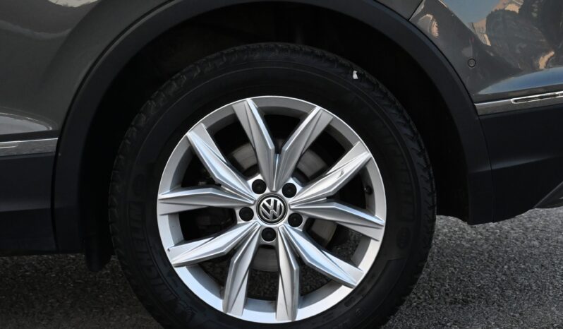 
								Volkswagen Tiguan 4 Motion Highline full									