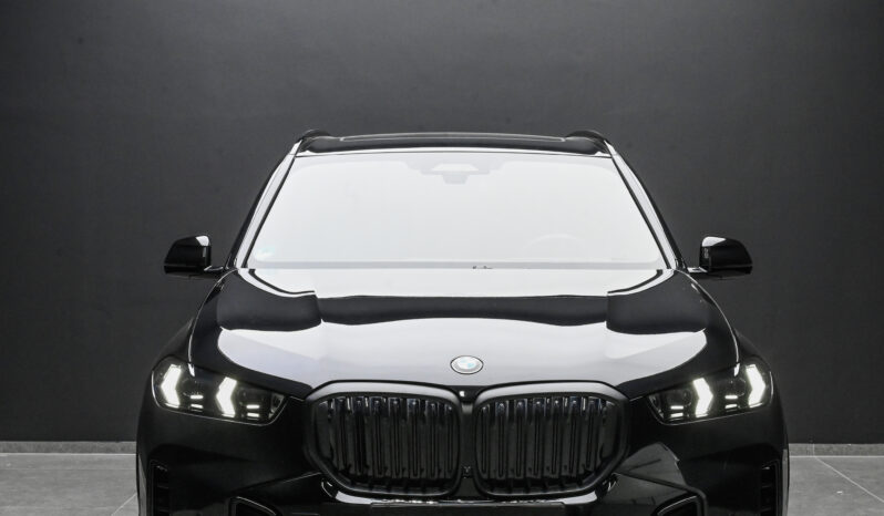 
								Bmw X5 M Sport 30d X-Drive full									