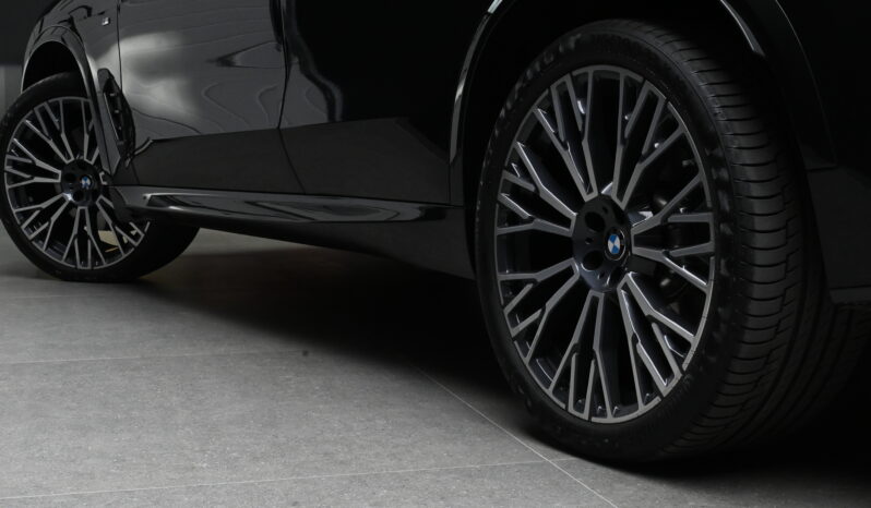 
								Bmw X5 M Sport 30d X-Drive full									