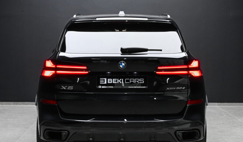 
								Bmw X5 M Sport 30d X-Drive full									